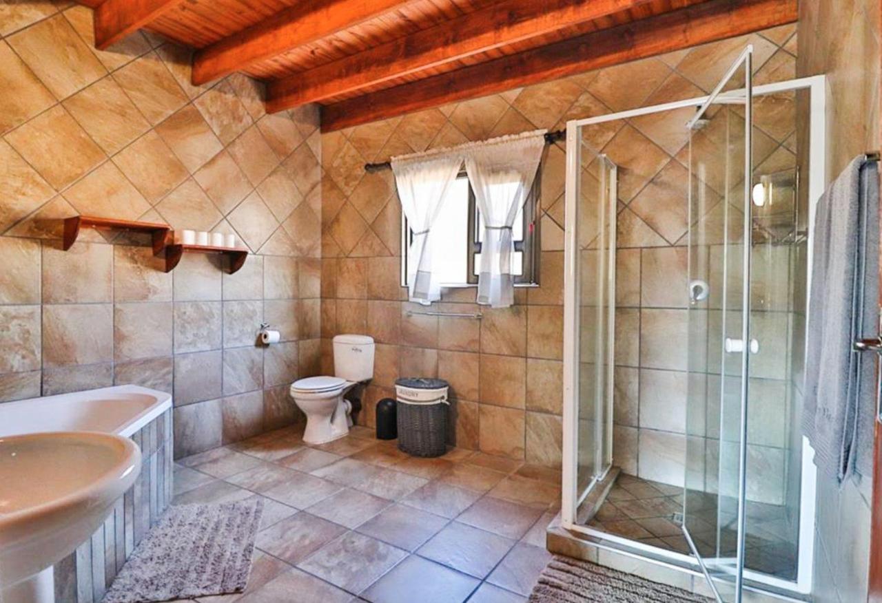 Nghala Self-Catering Holiday Home Marloth Park Exteriör bild